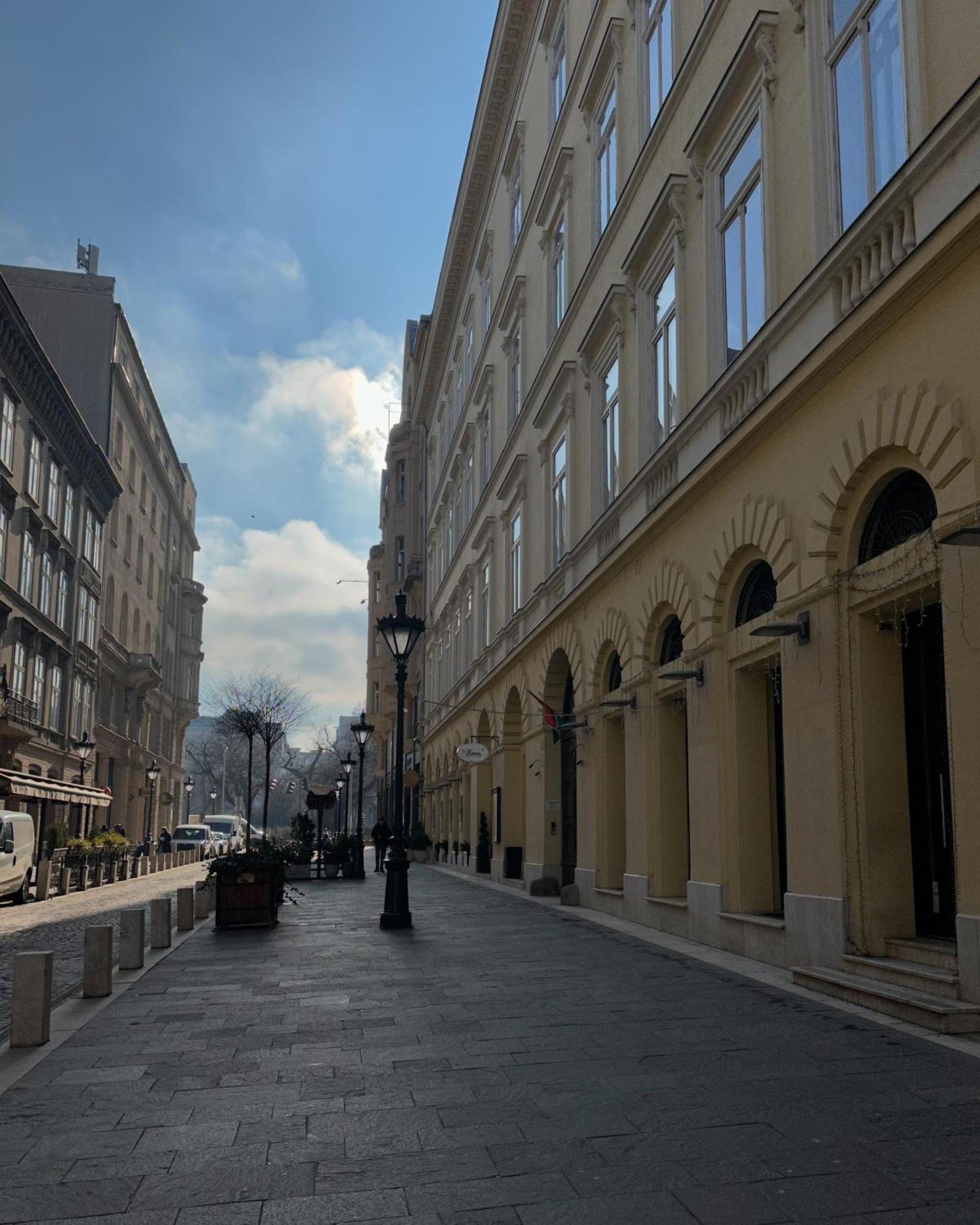Dolce Vita Basilica Boedapest Buitenkant foto